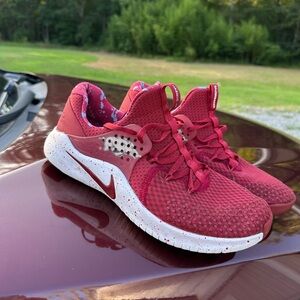 Nike Arkansas Razorbacks Free Trainer Shoes Men’s Size 95